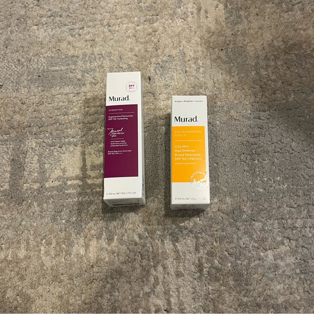 Murad BestSeller Duo: Broad Spectrum Sun Block + Superactive Moisturizer SPF 50 - Picture 2 of 3